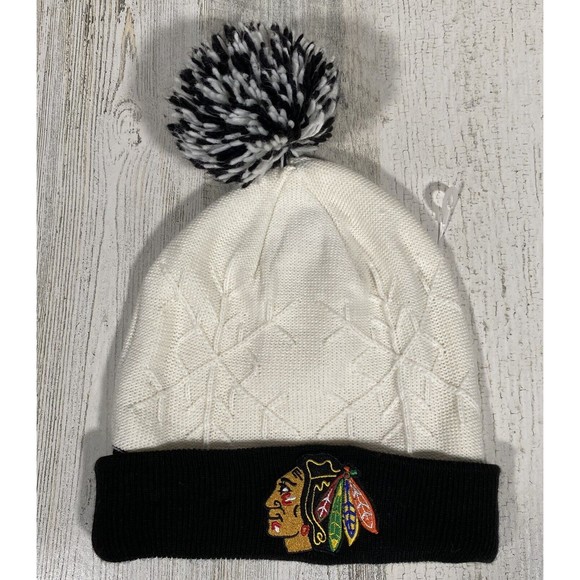 New Era Chicago Blackhawks Women's Beanie Pom Knit Snowflake Hat Cap Adult NHL - Picture 1 of 6